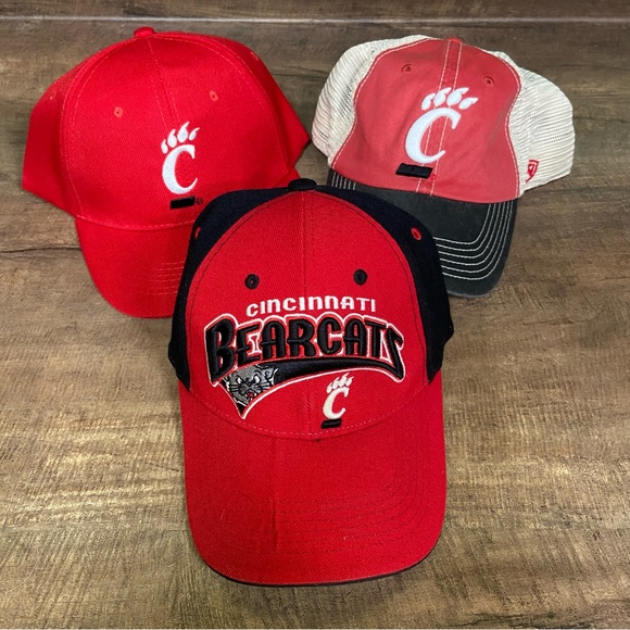 Accessories University Of Cincinnati Bearcats Lot Of 3 Hats Poshmark